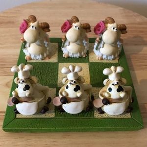 Vintage sheep and cows Tic Tac Toe VGUC
